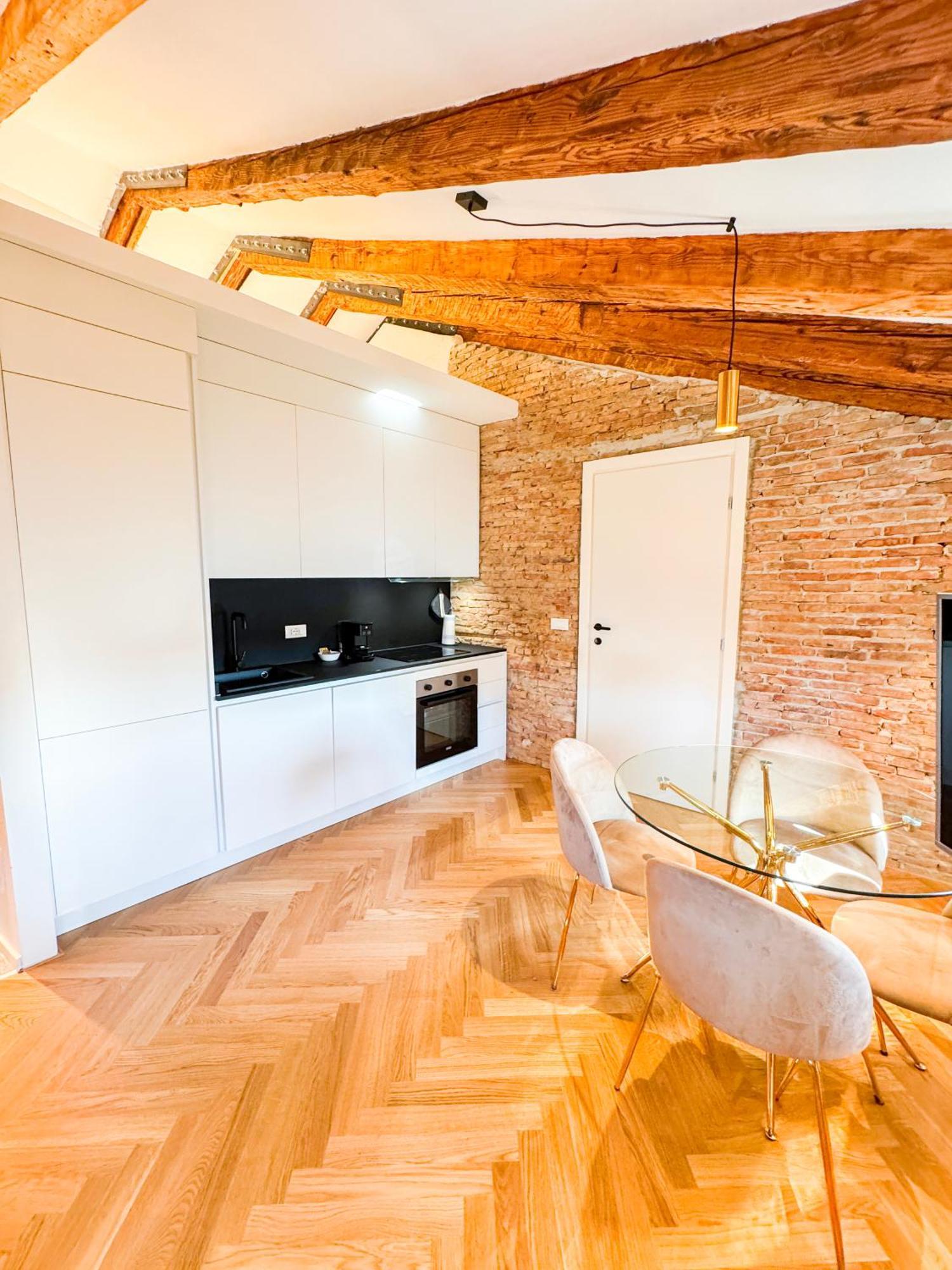 Trieste Boulevard Apartments エクステリア 写真
